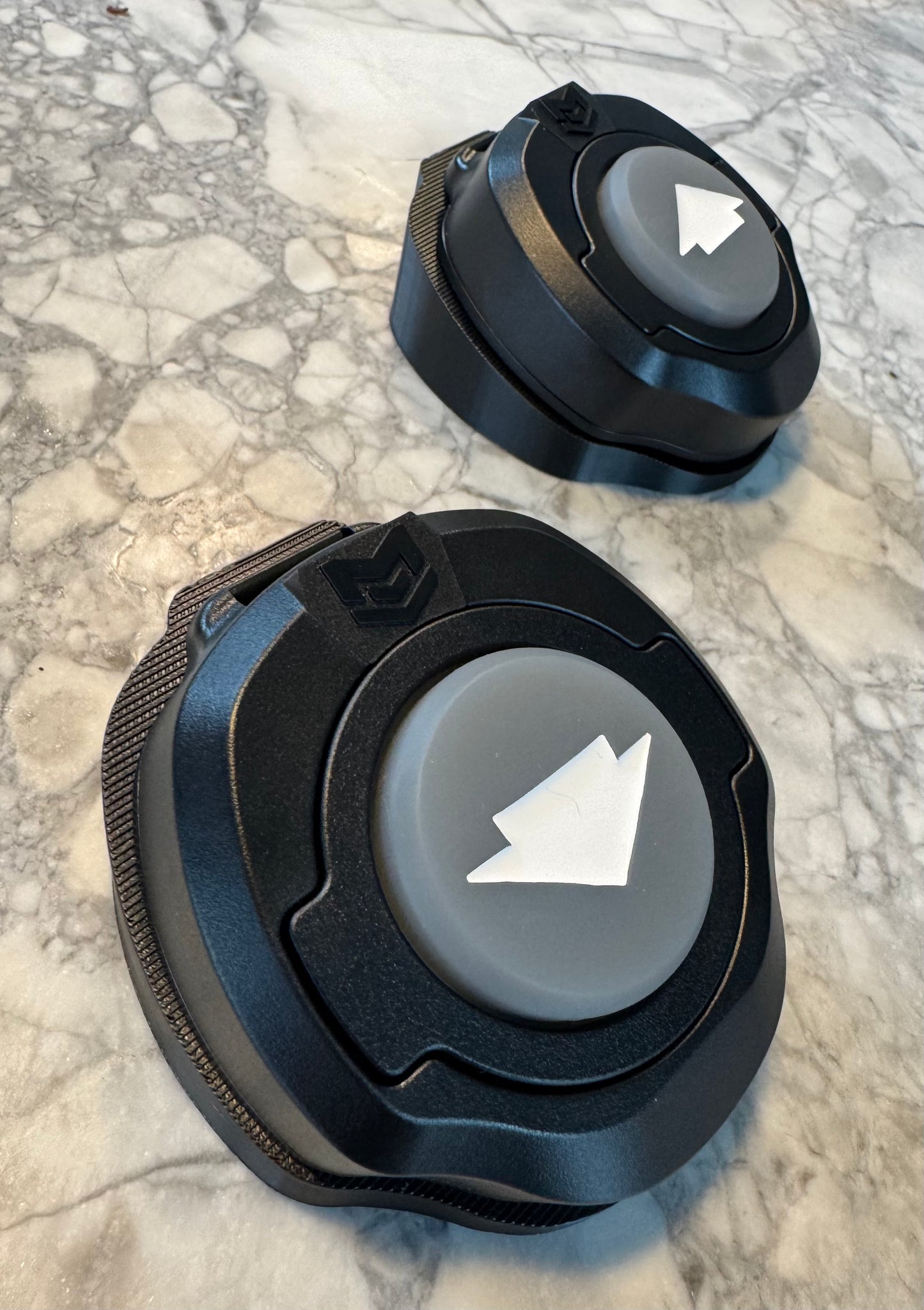 Stomp Button For Raptor Raptor / Talon Stomp Switch Wedge Singles (2 Pack) – Bass Donkey